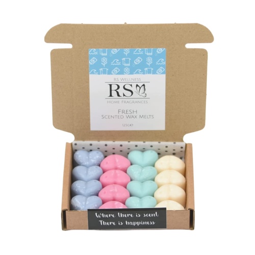 RSWellness Fresh Mixed Soy Wax Melts Scented - 16 Heart Wax Melts Gift Set - Handmade Home Fragrance - Vegan & Pet Friendly - Luxury Candle Alternative - Highly Scented Candle Gifts For Women