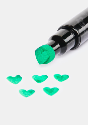 Lush Heart Eyes Stamp Liner | ONE SIZE