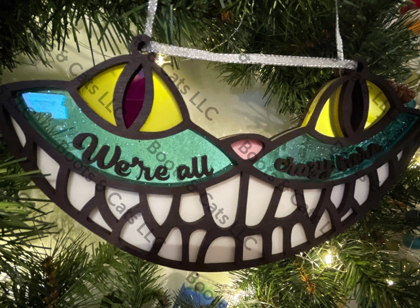 Cheshire Cat Suncatcher / Alice in Wonderland / Stained Glass-like Cheshire