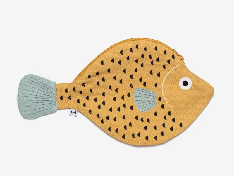 SAINT PETER - fish case