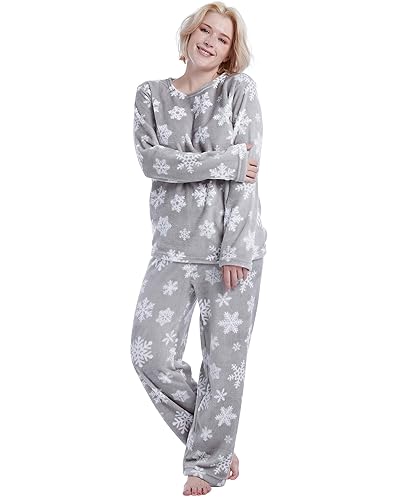 Cute Snowflake Pajamas