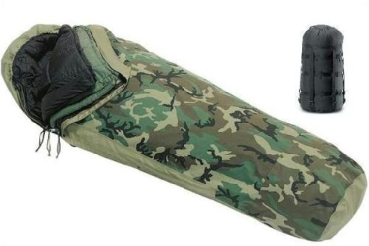 Tennier Industries Inc. US Military 4-PC Weather Resistant Modular Sleep System with Waterproof Gore-Tex Cover