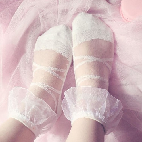 See-through Princess Socks - White Ruffle