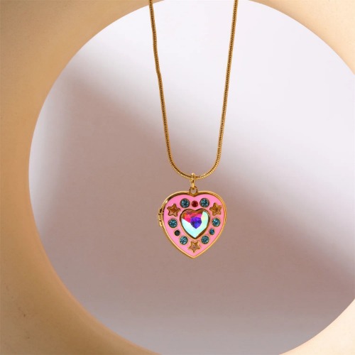 Y2K Charm Locket Necklace - Jewelled Heart / 40cm