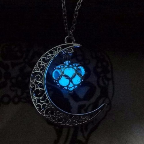 Lunar' Glow In The Dark Necklace - Light blue