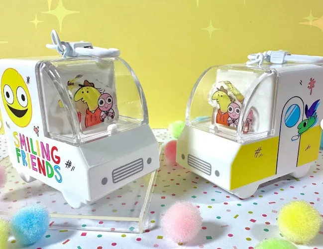 Smiling Friends 3D Car Keychain - 2.25"