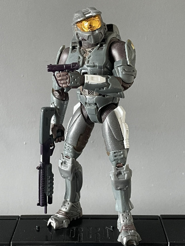 Halo 2 Series Steel White Stripe Spartan