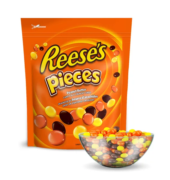REESE'S Pieces Peanut Butter Bulk Candy, Bulk Candy to Share, Reese's Candy, Bulk Bag, 1.36kg Snack Sized Assorted Candy - Online Exclusive - Peanut Butter 1.36 kg (Pack of 1)