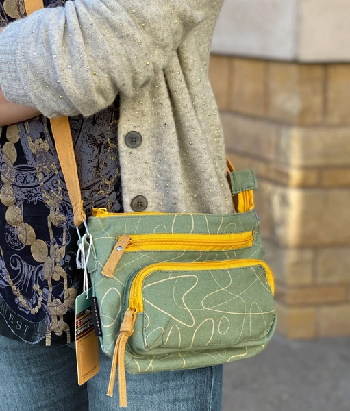 Retro Pattern Canvas Cross body bag, Travel bag, Adjustable shoulder straps Exterior zippered pockets carrying phone wallet keys