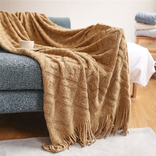 Geometric Knitted Blanket - Terracotta / 50" x 86.6" (127x220cm)
