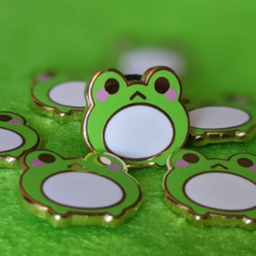 'Tiny Pea' Green Frog Enamel Pin