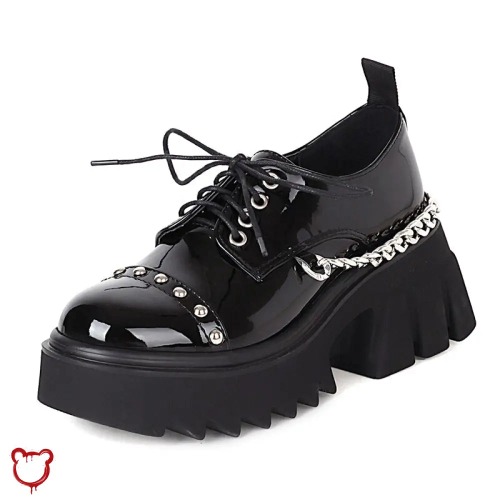 Gothic Chain-Studded Black Shoes. - Patent effect / 9.5