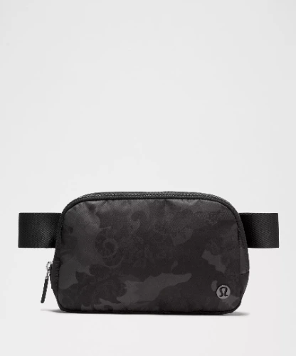 Everywhere Belt Bag 1L