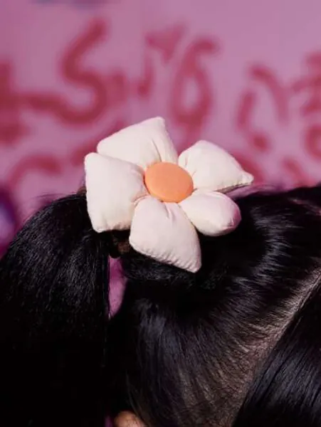 ROMWE Anime Floral Decor Hair Tie