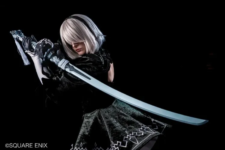 1/1 scale 2B sword from Hibino