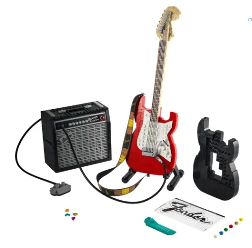 LEGO 21329 Fender Stratocaster