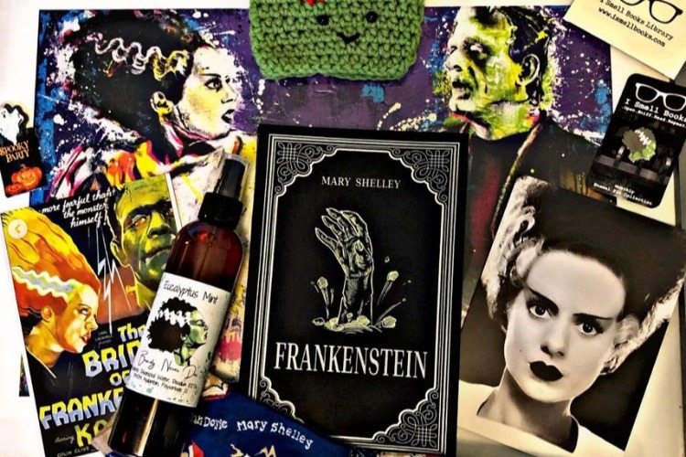 I Smell Books Classic Book Box | Default Title