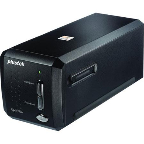 Plustek OpticFilm 8200i AI - 35mm Film & Slide Scanner, with IT 8 Calibration Target / SilverFast Ai Studio 8, 7200 dpi & 48-bit Output, Integrated Infrared Dust/Scratch Removal, For Mac and PC 