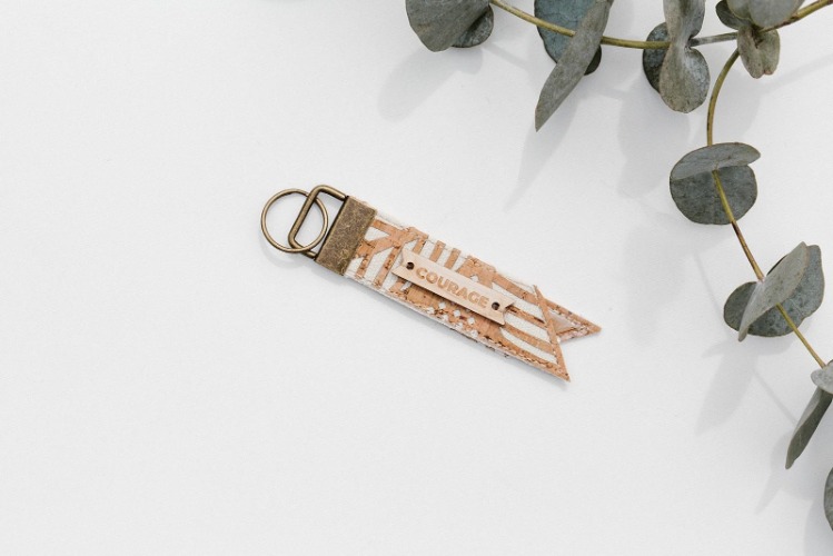 EXPLORER zero waste luggage tag by Carry Courage - CREAM