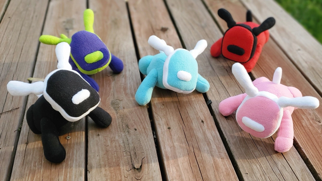 iDog Inspired Plush Toy (Retro Robot Pets!)