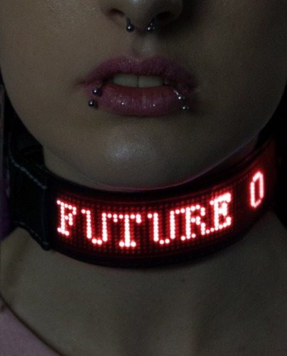 FUTURE COLLAR | RED