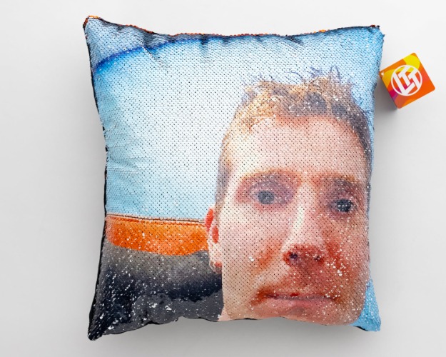 Meme Face Sequin Pillow | Linus Selfie