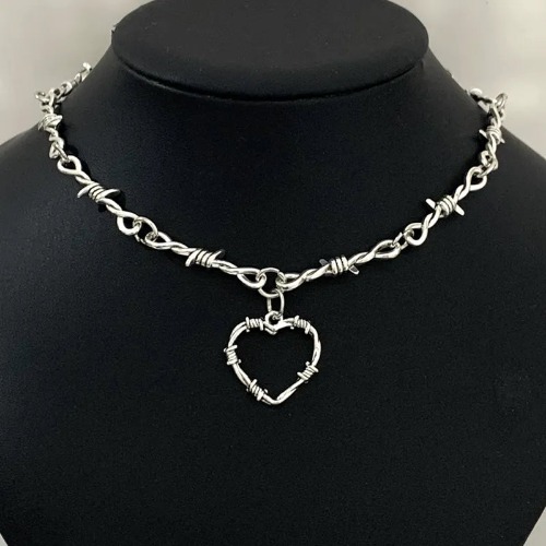 Barbed Wire Heart Choker - Light Yellow Gold Color