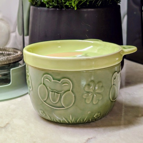 Rani the Froggie Mug & Lid Set | Green / Add Lilypad Lid