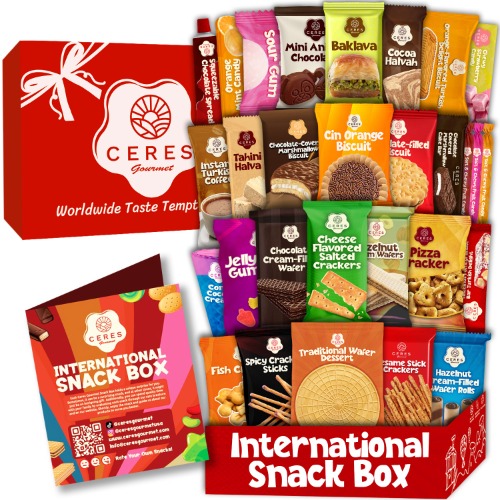 International Snack Box 30 Unique Pcs