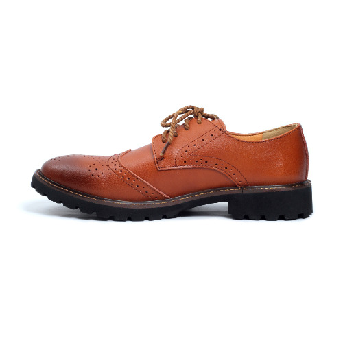 The Roguish Brogues in Light Brown | Tomyboy Toes