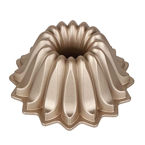 Bundt Cake Pan - "Spring Water"