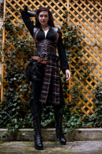 Outland Half-Kilt - Giant's Blood/Black Hybrid