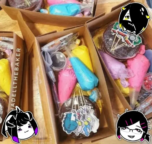 DIY Cake Deco Set | ChadellTheBaker