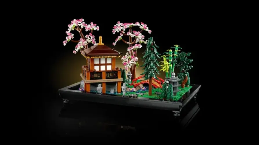 LEGO Peaceful Garden
