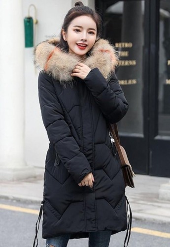 Womens Classic Black Casual Puffer Coat with Faux Fur Hood - Black / L