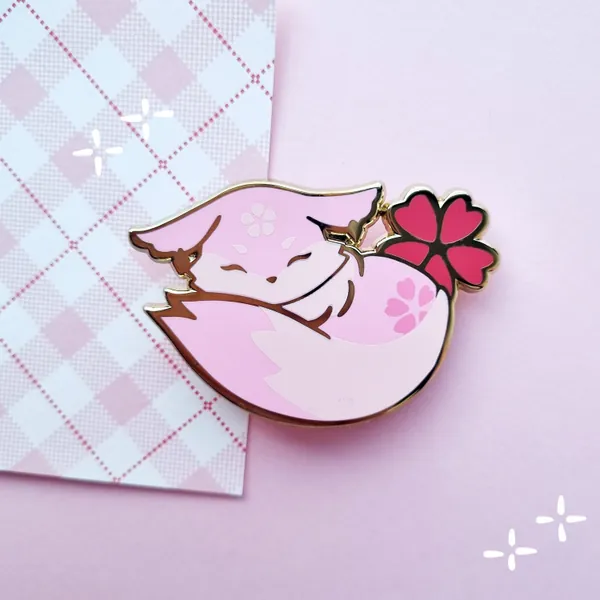 Genshin - Yae fox Enamel pin