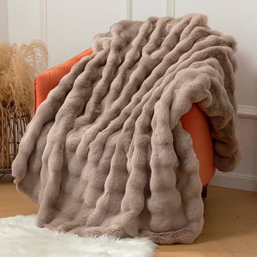 BENVWE Faux Fur Throw Blanket Fleece Bubble Blanket, Soft,Cozy and Thick Blanket Plush Fluffy Blanket for Couch Chair Bed 51x63 Inches Beige - Beige