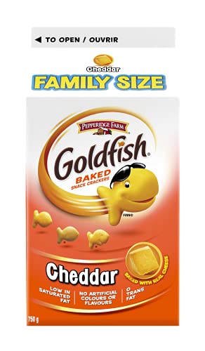 Pepperidge Farm Goldfish Family Size Cheddar Crackers, 750 Grams - Family Size Cheddar - 750 g (Pack of 1)