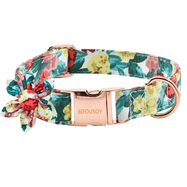 Girl Dog Collars for Small Medium Large Dogs,Female Dog Collar with Flower Dog Bow Tie Collar Puppy Collars Adjustable Pet Collars Fall Dog Collar - S:Neck 10.0-14.0”, Width 5/8” Red Green Flower
