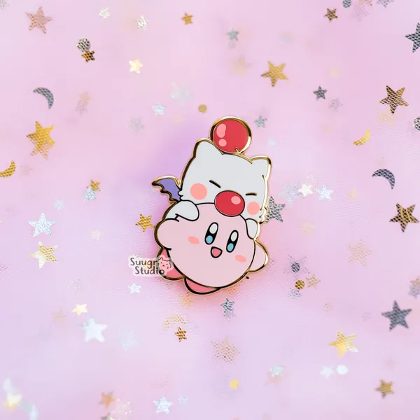 Poyo & Moogle Hard Enamel Pin - [A Grade] / Simple Rubber Back