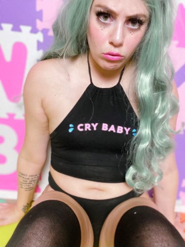 Cry Baby Halter Top - Black / L