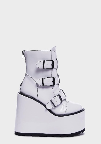 White Dune Lo X Platform Boots | US 7