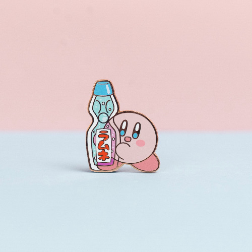 Ramune Soda Poyo Hard Enamel Pin - [A Grade] / Simple Rubber Back