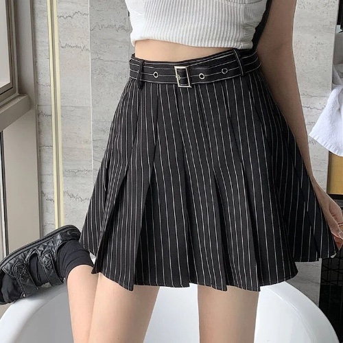 Black & White Pinstripe Mini Pleated Skirt - Black / M
