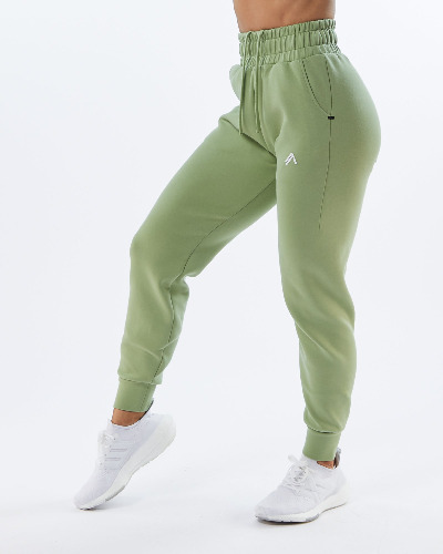 ELMTS Cuffed Jogger - Light Green | M