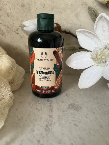 NEW! The Body Shop Festive SPICED ORANGE Shower Gel 250ml