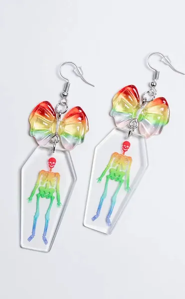 To The Grave Skull Earrings