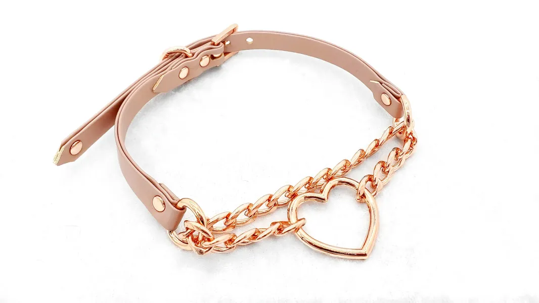 Made-to-Order *Rose Gold* Martingale Heart Ring Faux-leather Buckle Collar - Petplay Kittenplay Puppyplay Choker Kemonomimi DDLG Cosplay