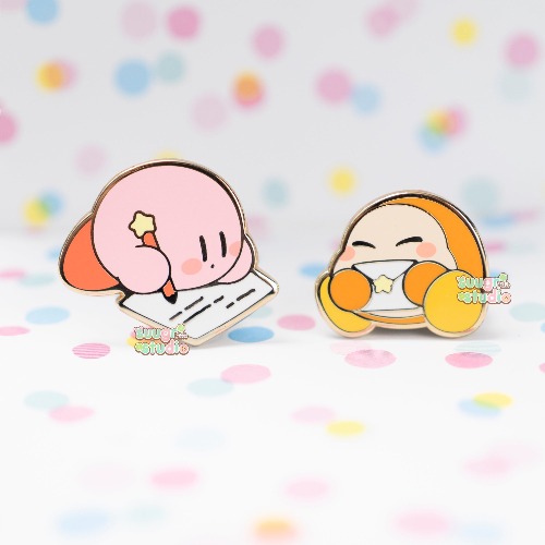 Poyo and Dee "Pen Pals" Hard Enamel Pin - Set of Both / [A Grade] / Simple Rubber Back