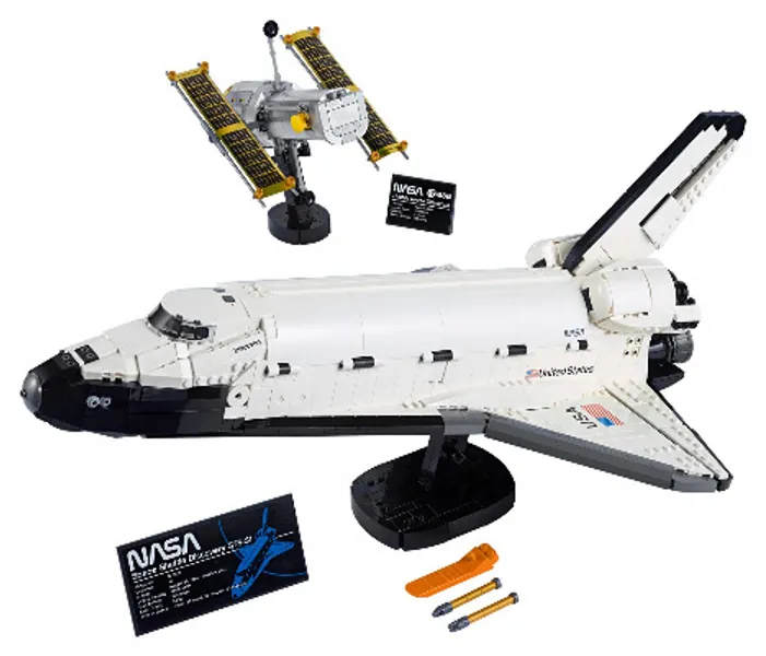 NASA Space Shuttle Discovery 10283 | Creator Expert | Buy online at the Official LEGO® Shop GB 